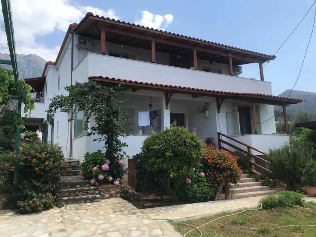 דרמי Xheko Rooms מראה חיצוני תמונה